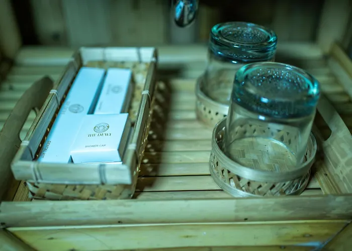 The Dewi Eco Bamboo Orman Evi Kubupenlokan